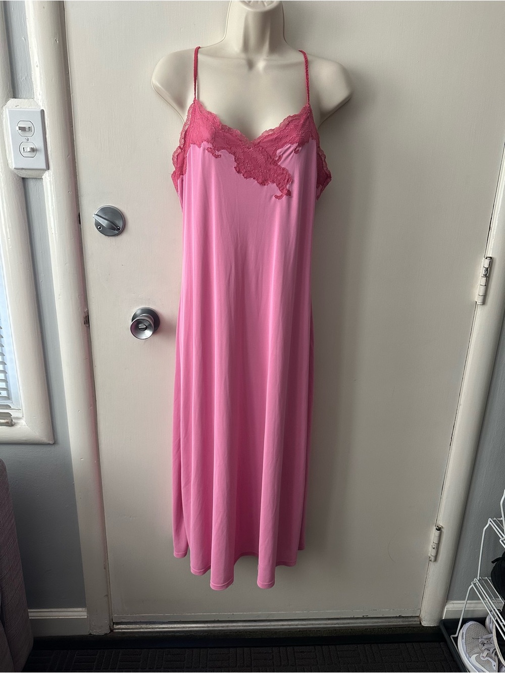 Natori Pink Lace-Trim Long Slip